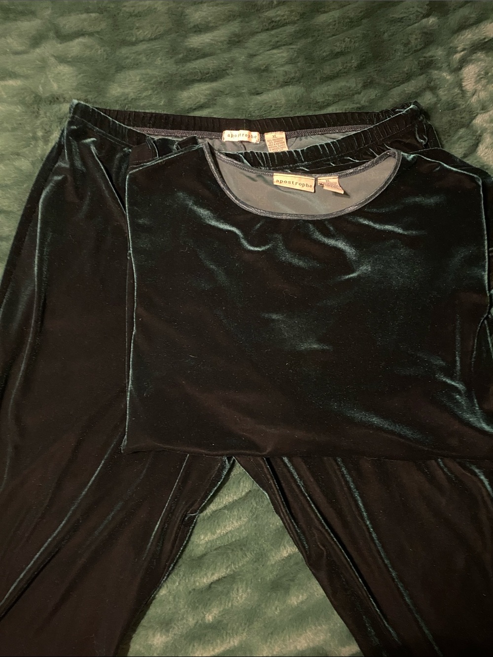 Apostrophe Deep Green Velvet Jogger Set
